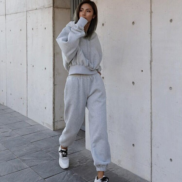 O.NIGHT™ Warmth Hoodie and Pants Set