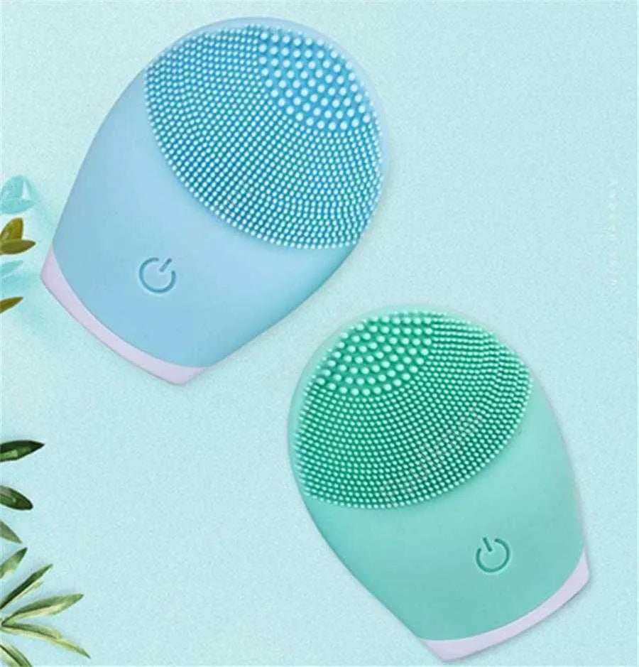 HydraCleanse™ Waterproof Face Cleansing Brush