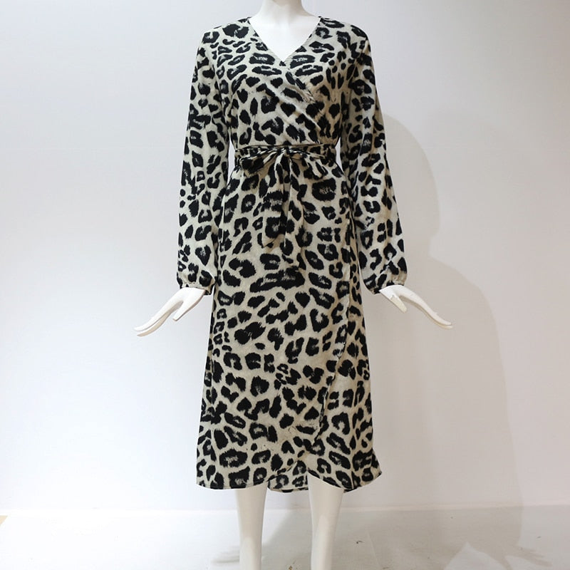 O.NIGHT™ Wild Leopard Dress