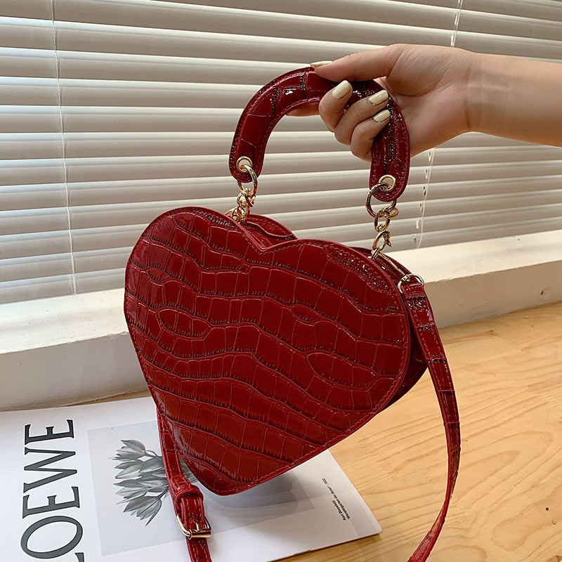 O.NIGHT™ Cute Heart Shaped Design Purse