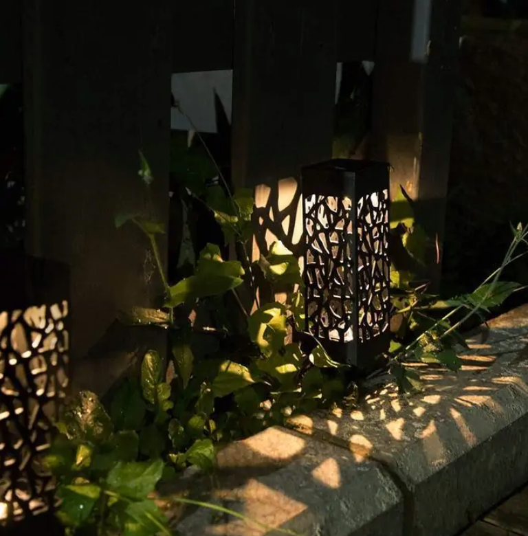 SunGlow™ Solar Vintage Garden Light