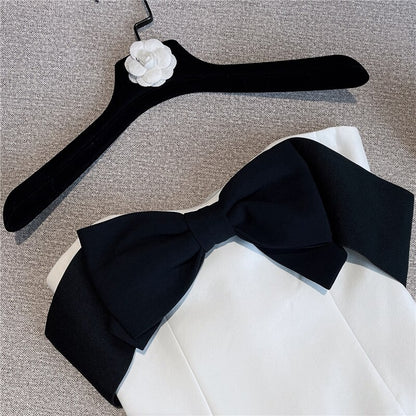 O.NIGHT™ Short Black Strapless Bow Dress